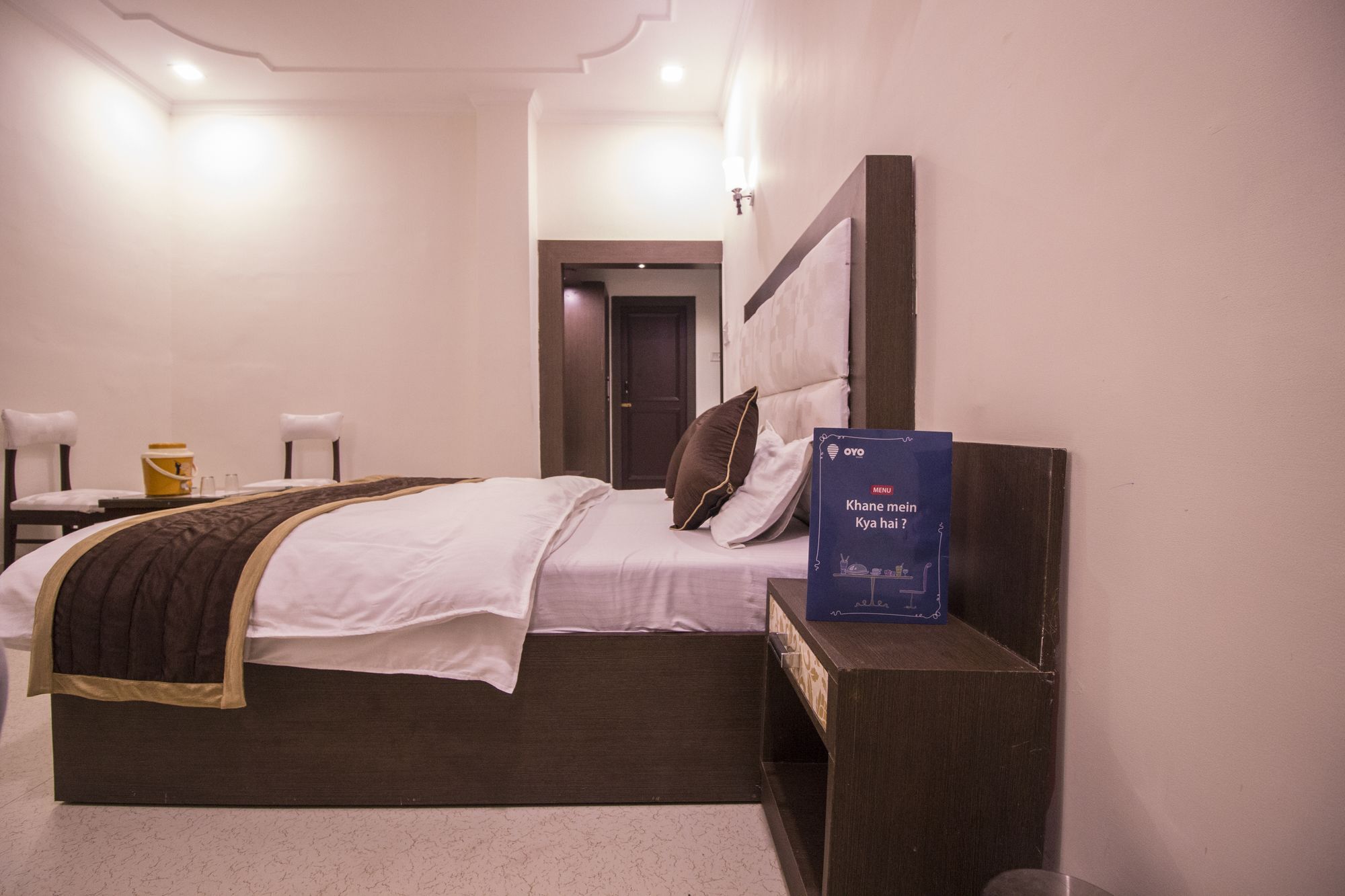 Vaccinated Staff - Oyo 5515 Hotel Blue Palace กวาลิออร์ ภายนอก รูปภาพ
