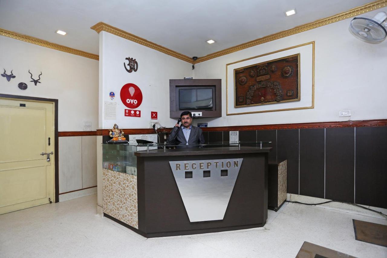Vaccinated Staff - Oyo 5515 Hotel Blue Palace กวาลิออร์ ภายนอก รูปภาพ