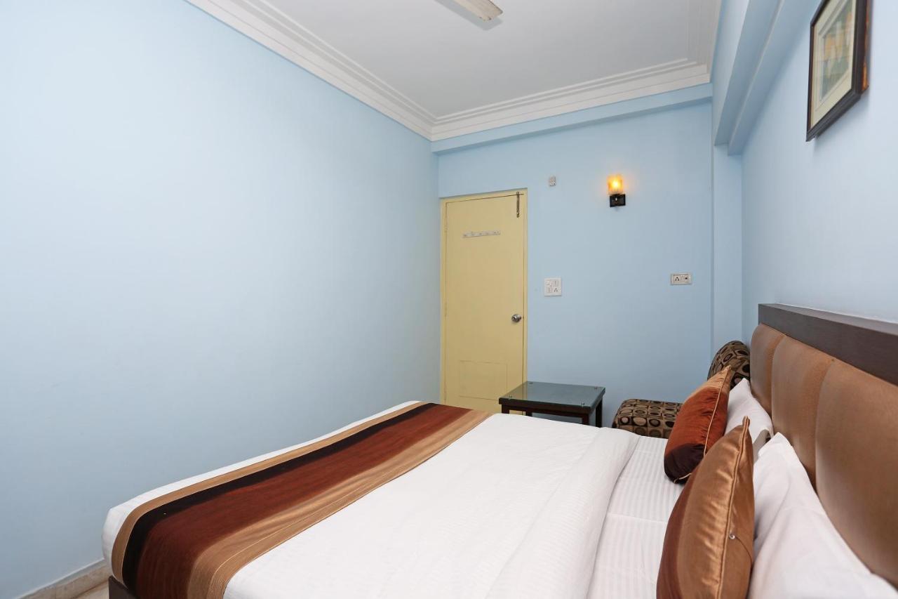 Vaccinated Staff - Oyo 5515 Hotel Blue Palace กวาลิออร์ ภายนอก รูปภาพ