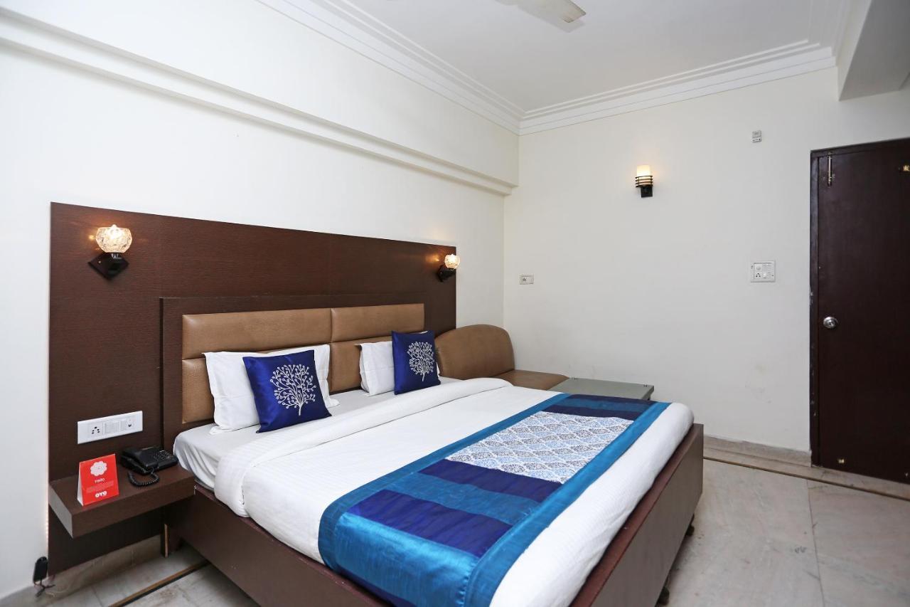 Vaccinated Staff - Oyo 5515 Hotel Blue Palace กวาลิออร์ ภายนอก รูปภาพ